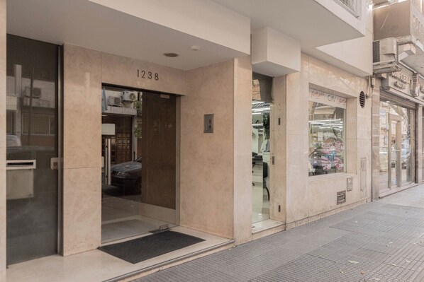 واجهة المنشأة