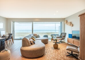 Apartment | Living area