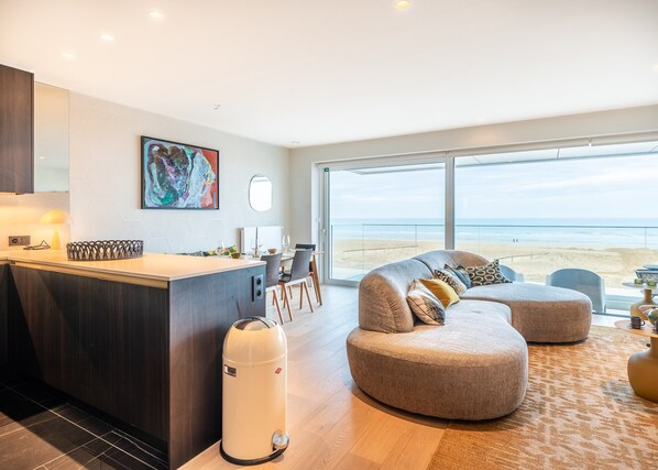Apartment | Living room - Apartment in Koksijde With Stunning Sea Views (Koksijde)