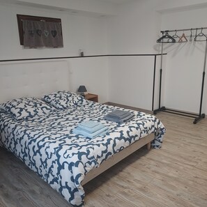 2 bedrooms, iron/ironing board, travel crib, free WiFi