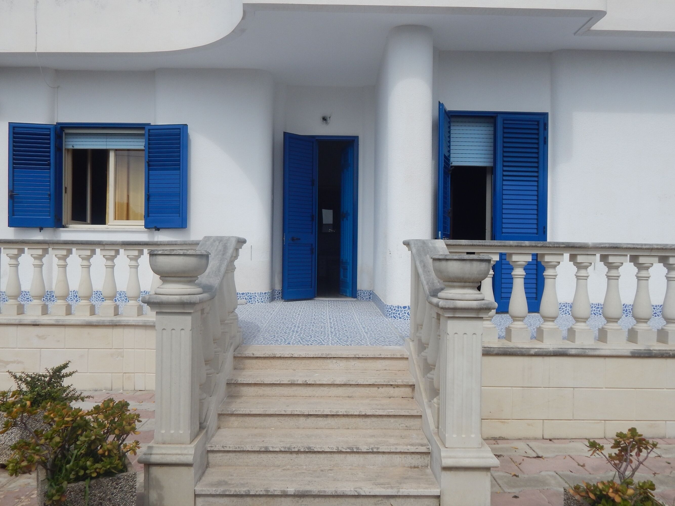 تفاصيل الفندق من الخارج