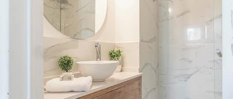 Apartment | Badezimmer