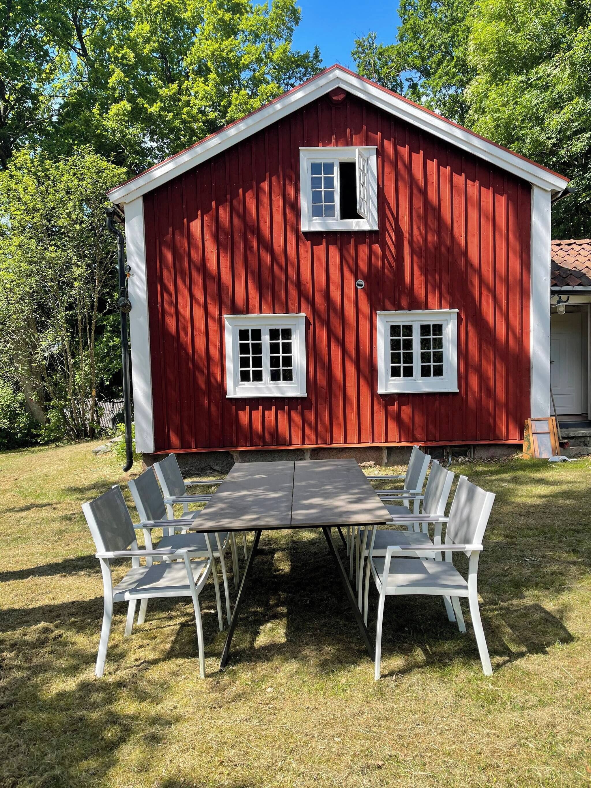 House, 3 Bedrooms, Balcony, Garden View | Outdoor dining