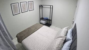 Superior Apartment, 2 Bedrooms, Kitchen, Tower | 2 bedrooms, iron/ironing board, free WiFi
