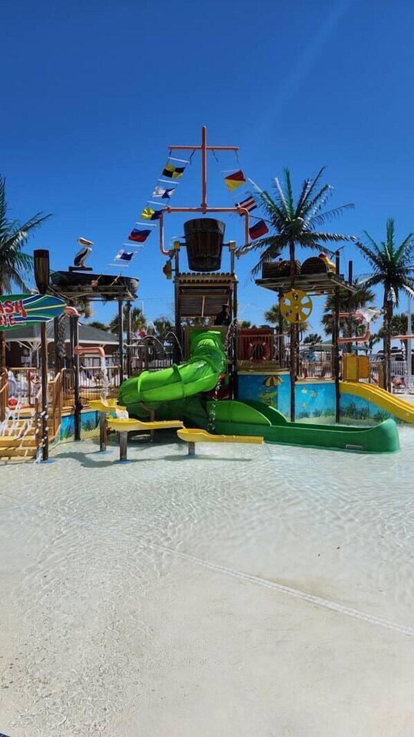 Children's area - New "Paradise Found" With Chair Lift and Cart Included (Myrtle Beach)