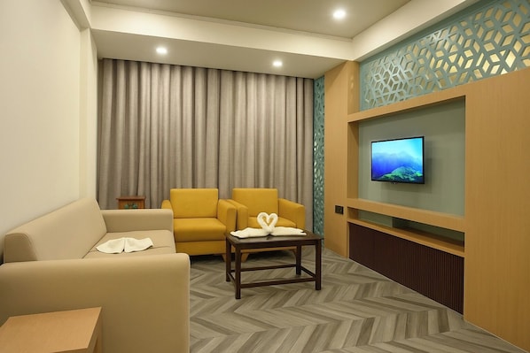 Executive Double Room | Living area