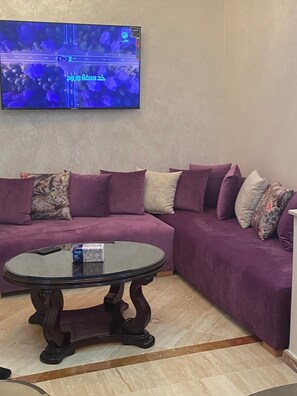 Living area - CASABLANCA Cosy and ideally located (Dar-el-Beida)