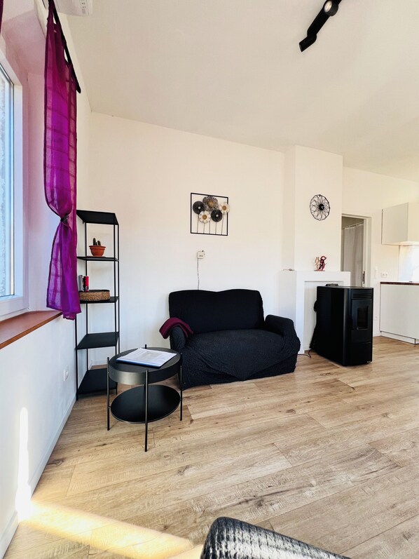 Rumah, pemandangan kanal | Teras/patio