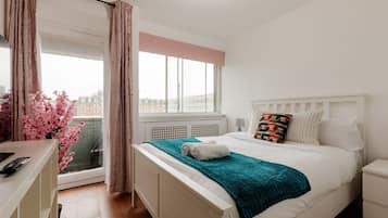 2 bedrooms