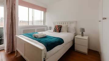 Apartment, 2 Bedrooms, Smoking, City View