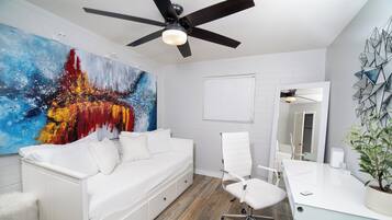 2 bedrooms, iron/ironing board, WiFi, bed sheets