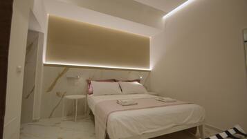 1 camera, Wi-Fi, lenzuola