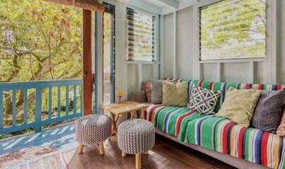 Spacious, Bright, Jungle retreat