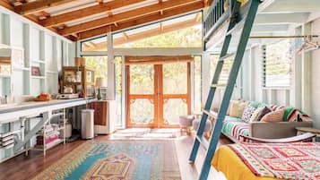 1 室のベッドルーム、WiFi、ベッドシーツ