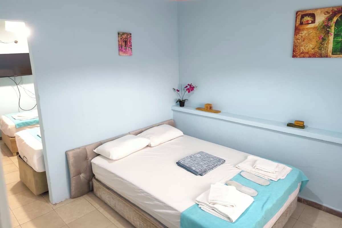 Comfort Studio, City View