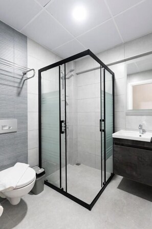 Shower, free toiletries, hair dryer, towels - Legend Of Dalyan Hotel (Ortaca)