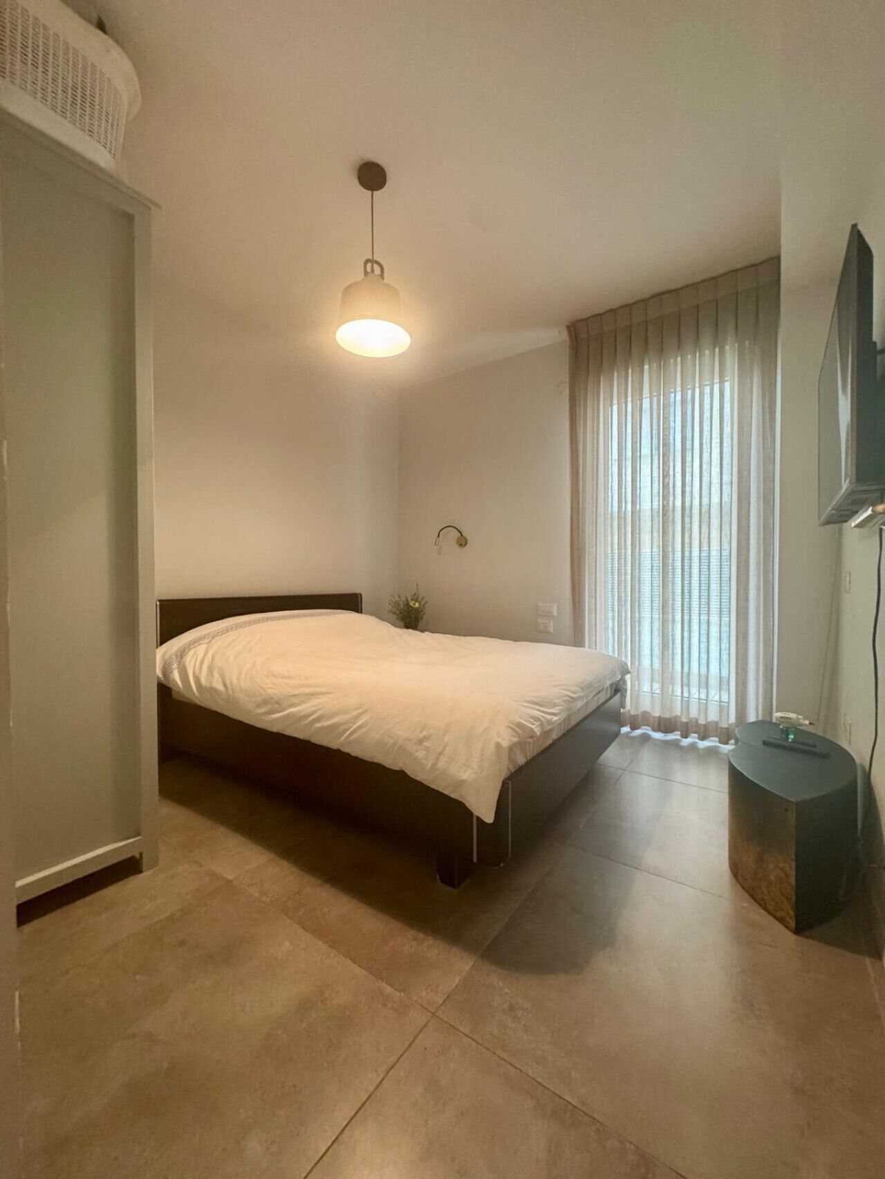 3 Schlafzimmer, Bügeleisen/Bügelbrett