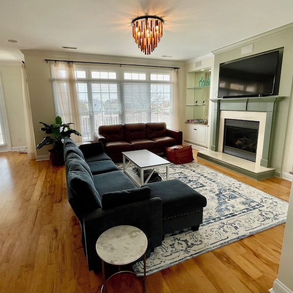 4br 3ba Dog-friendly, Beach Block With Sunset Views New Hot Tub - Cape May Point, NJ