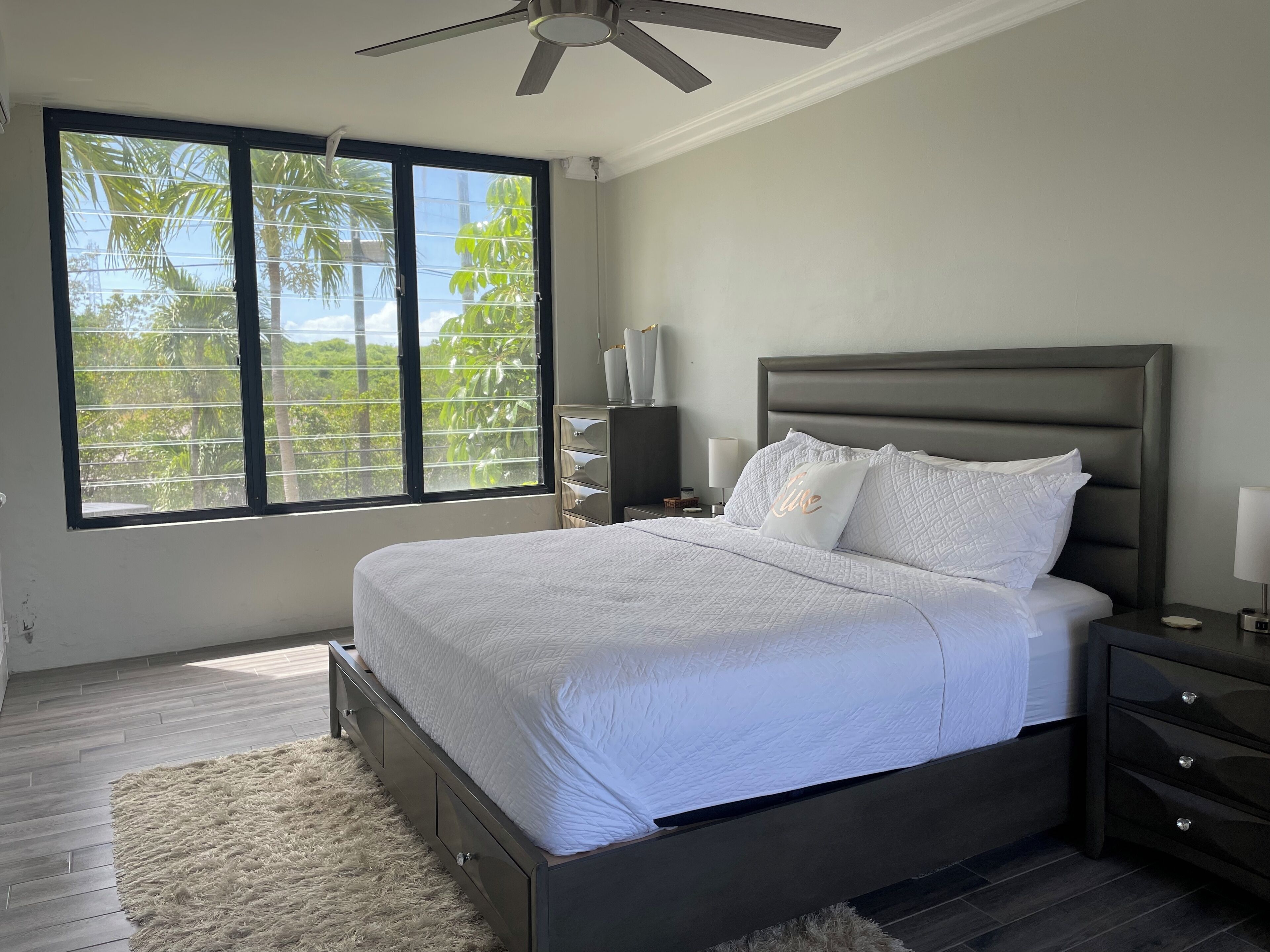 1 makuuhuone, työpöytä, ilmainen Wi-Fi, vuodevaatteet