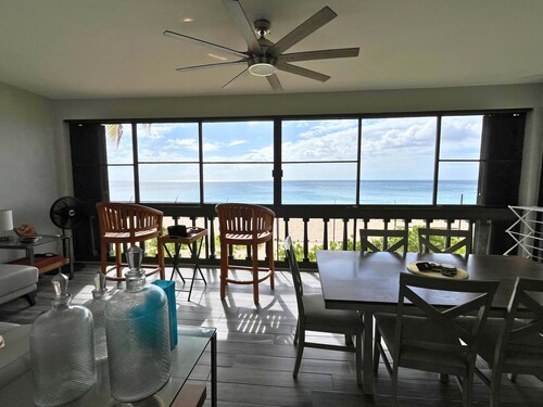 Leisure Daze by the Sea