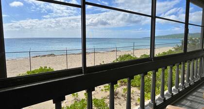 Leisure Daze by the Sea