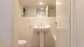 Nhà liên kế | Phòng tắm