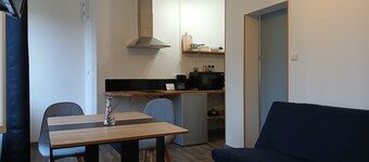 Furnished T2 apartment - separate entrance