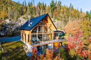 Exterior - Harfång - Spectacular view of Mount Edward (L'Anse-Saint-Jean)