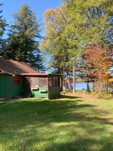 Cozy Lakeside Escape on Lake Pleasant.