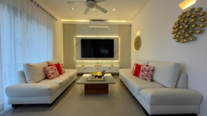 Smart TV, stereo