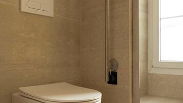 Departamento | Baño | Secadora de cabello, toallas, shampoo