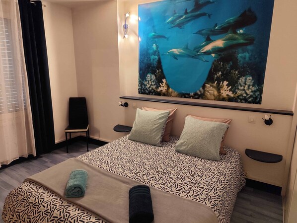 2 slaapkamers, een strijkplank/strijkijzer, wifi, beddengoed