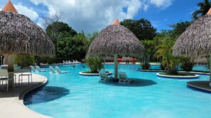 Piscine extérieure