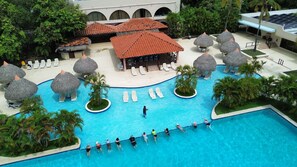 Piscine extérieure