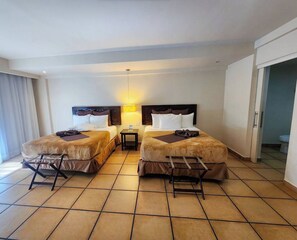 1 bedroom, in-room safe, iron/ironing board, free WiFi