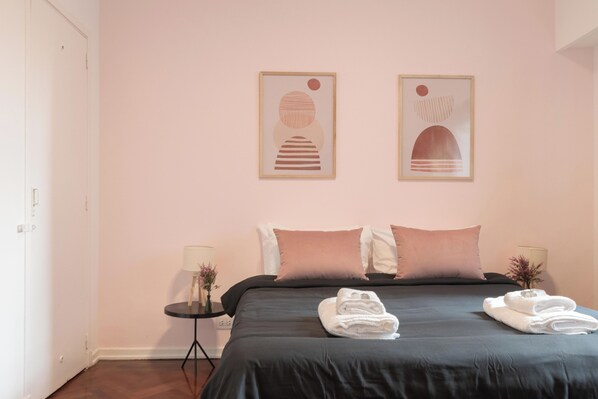 Appartement, 5 chambres | 5 chambres, rideaux d’obscurcissement, fer et planche à repasser