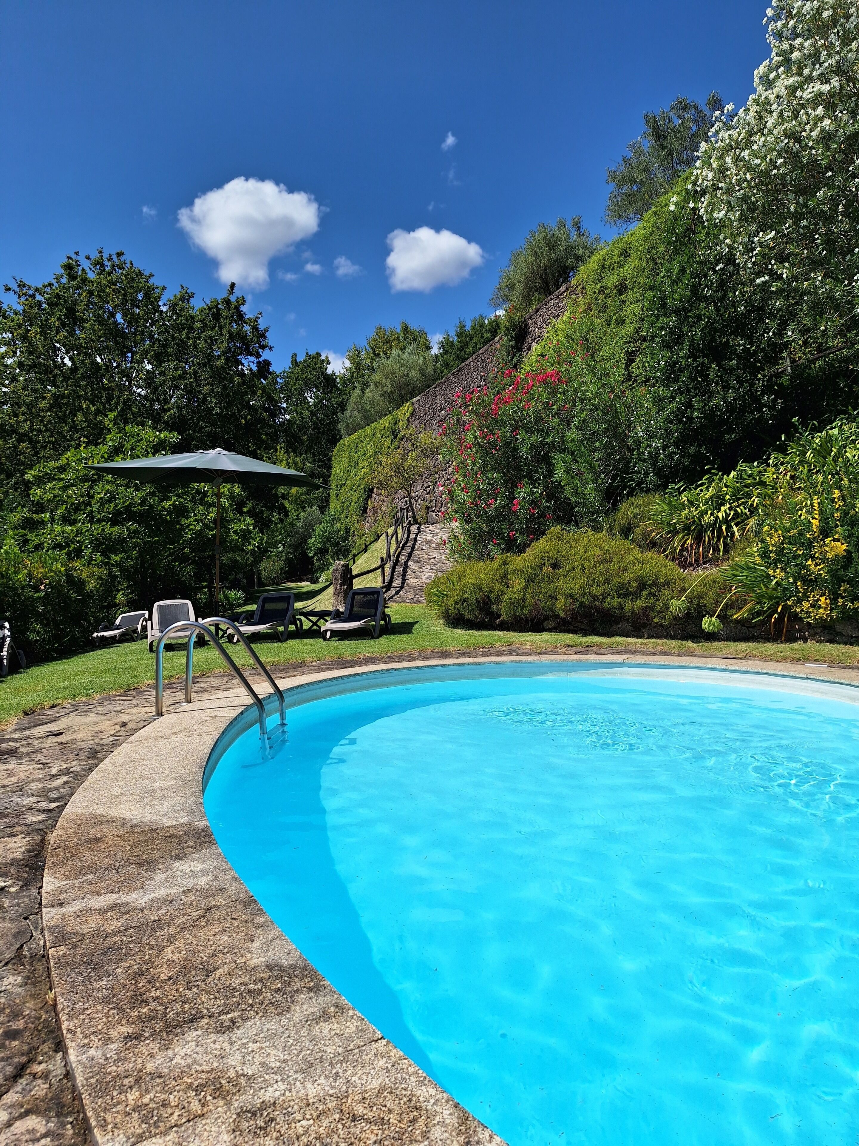 Traditional-Ferienhaus | Eigener Pool