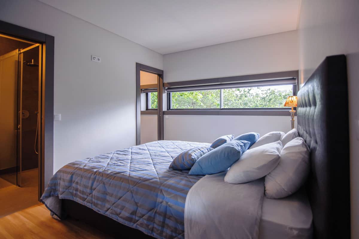 1 habitación, ropa de cama de alta calidad y minibar