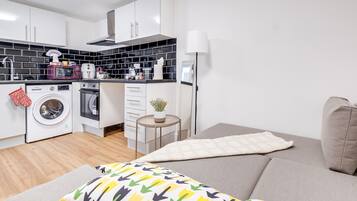 1 bedroom, iron/ironing board, Internet, bed sheets