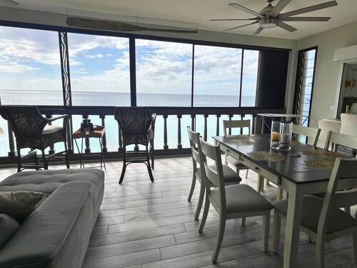 Green Flash by the Sea