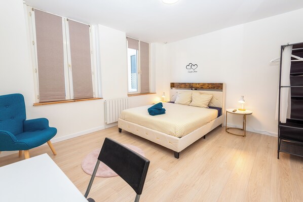 1 bedroom, iron/ironing board, travel cot, WiFi