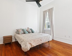 3 Schlafzimmer, Bügeleisen/Bügelbrett, WLAN, Bettwäsche