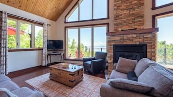 Smart TV, fireplace, video games, DVD player