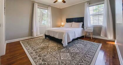 Cozy 1-bedroom condo in enchanting Hattiesburg with WiFi, AC