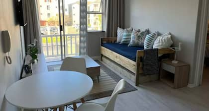 Beautiful Beach Condo Flat in Blouberg