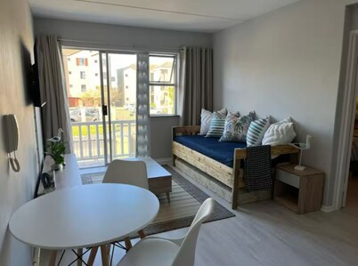 Beautiful Beach Condo Flat in Blouberg