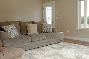 Fireplace - Beautiful House with Hot Tub in Sunny Blue Lake (McKinleyville)