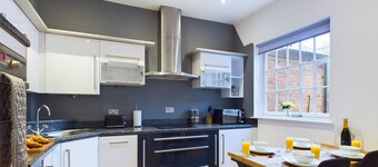 2br-sleeps4-citycentre-freeparking