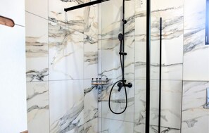 Shower - Beautiful home in Jamno with sauna (Jamno)