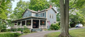 Private Allegheny Room with a private bathroom & entrance in a historical home.